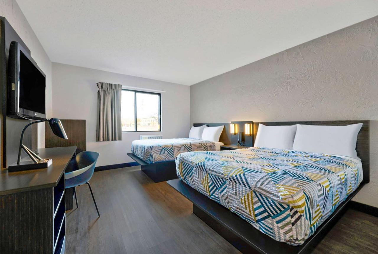 Motel 6-Oak Creek, Wi Екстериор снимка